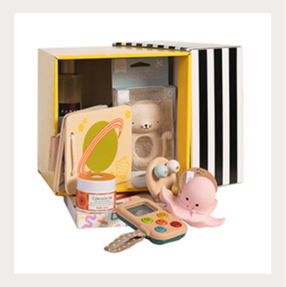 קופסתמתנה לגיל שנה של MY BABY BOX