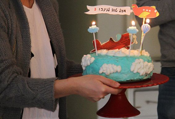 עוגת יום הולדת מטוס