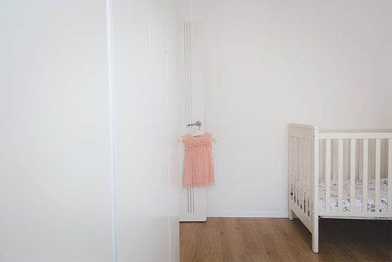 עיצוב חדר ילדים משותף לתינוקת ואחות גדולה