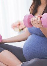 10 אימוני פיטנס אפקטיביים בהריון